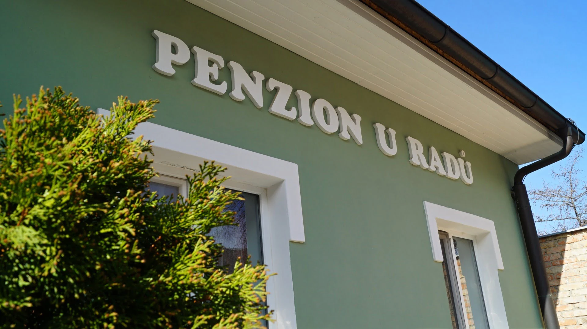 Hustopečský sklípek a penzion U Radů